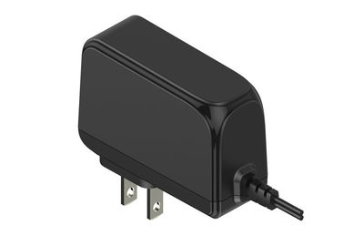 ราคาดี อะแดปเตอร์ไฟ AC / AC สีดำ / ขาว 2 Prong 12V 2A แหล่งจ่ายไฟแบบเสียบปลั๊กของสหรัฐฯ ออนไลน์